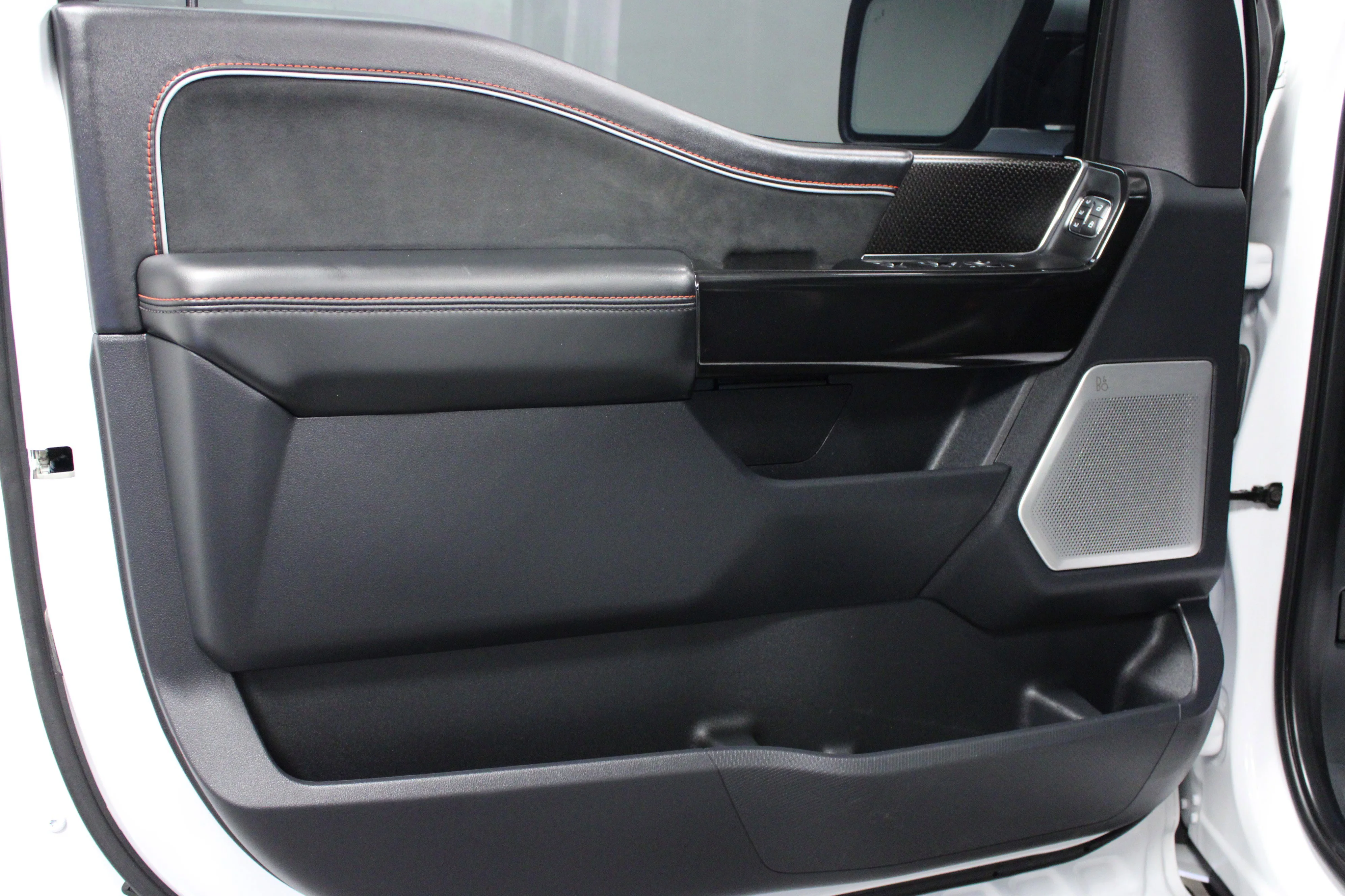 Used 2024 Oxford White Ford Raptor image 11