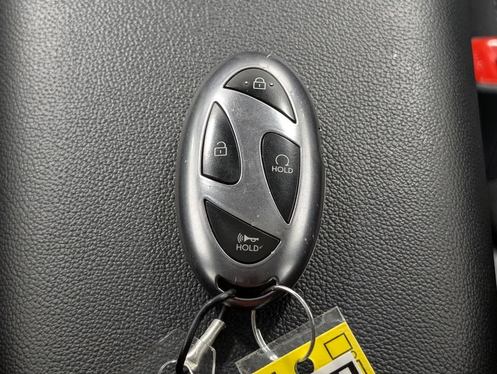 Certified Used 2025 Gray Hyundai SEL Convenience image 22