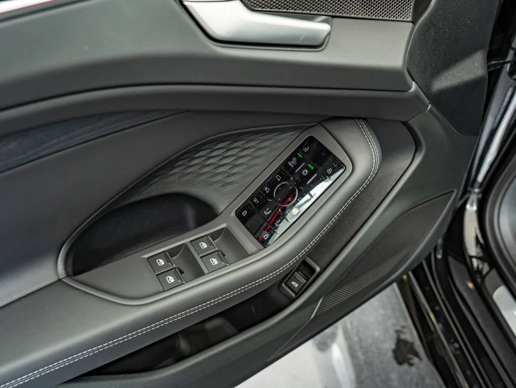 New 2026 Mythos Black Metallic Audi 3.0 Premium Plus image 17