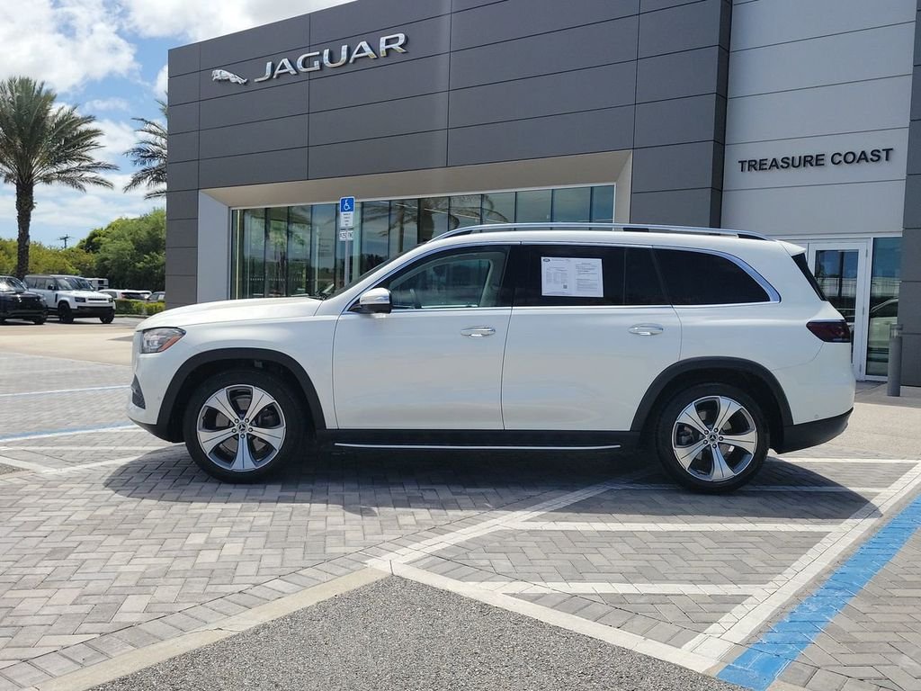 Used 2022  Mercedes-Benz GLS 450 image 2