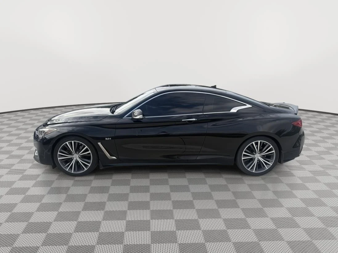 Used 2017 Black Obsidian INFINITI 3.0t Premium image 3