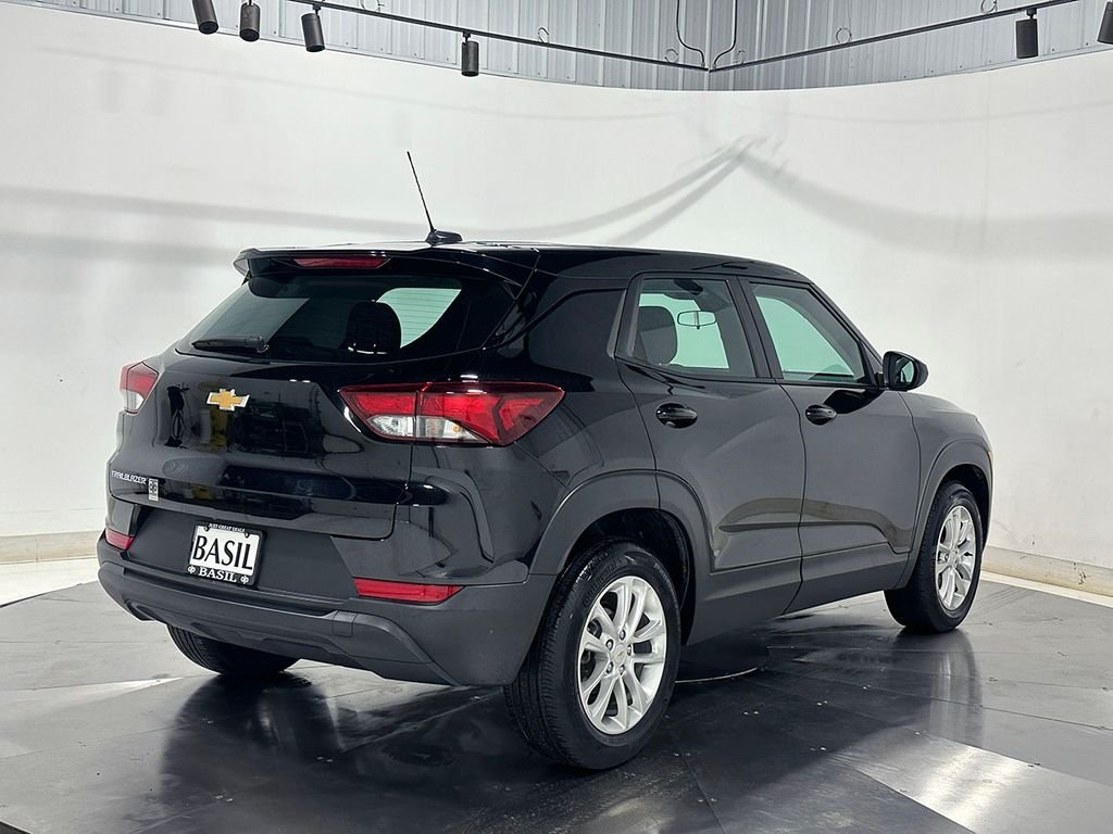 Used 2024 Black Chevrolet LS image 11