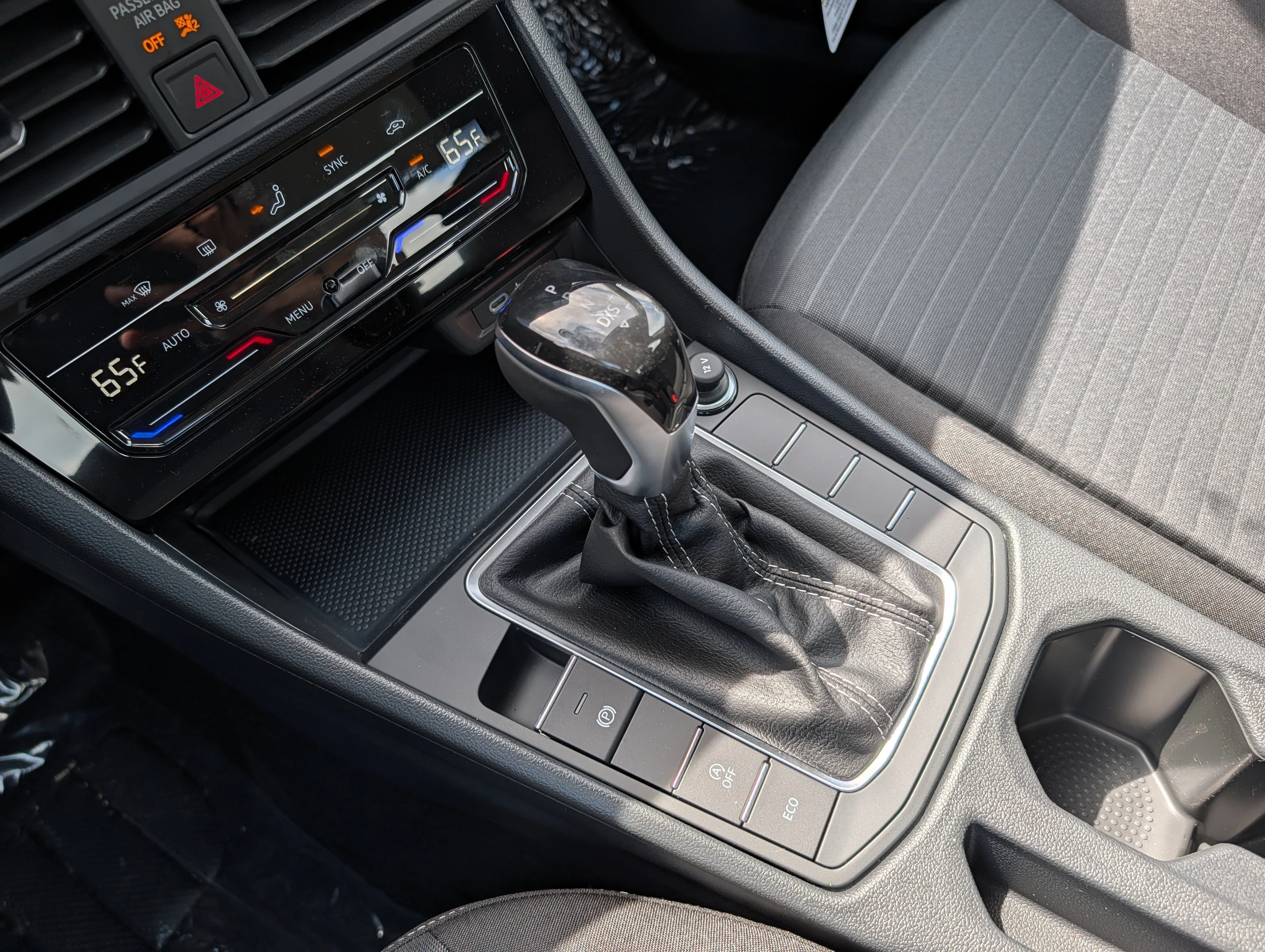 New 2026 Monterey Blue Pearl Volkswagen S image 11