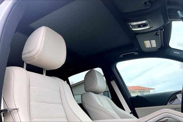 Used 2026 Gray Mercedes-Benz GLE 450 image 22