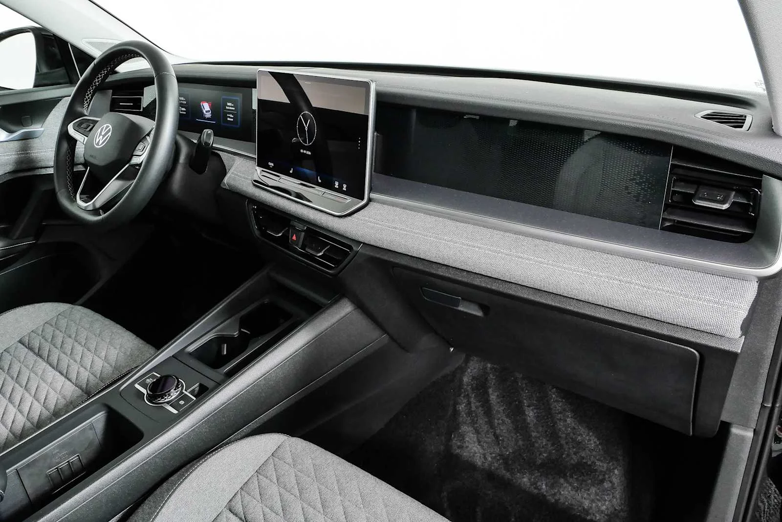 Certified Used 2025 Deep Black Pearl Volkswagen S image 23