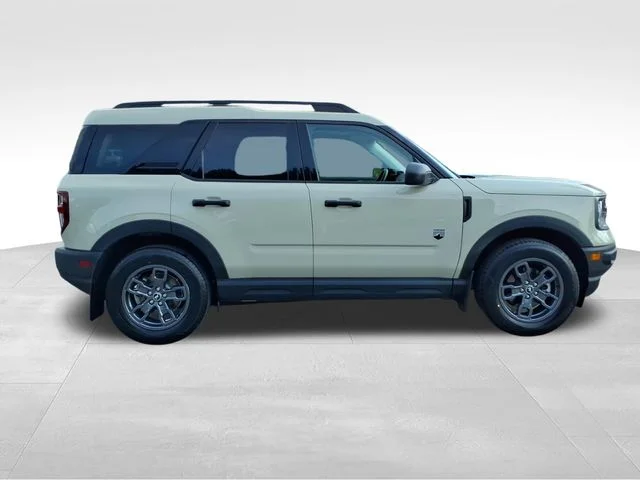 Used 2024 Beige Ford Big Bend image 9