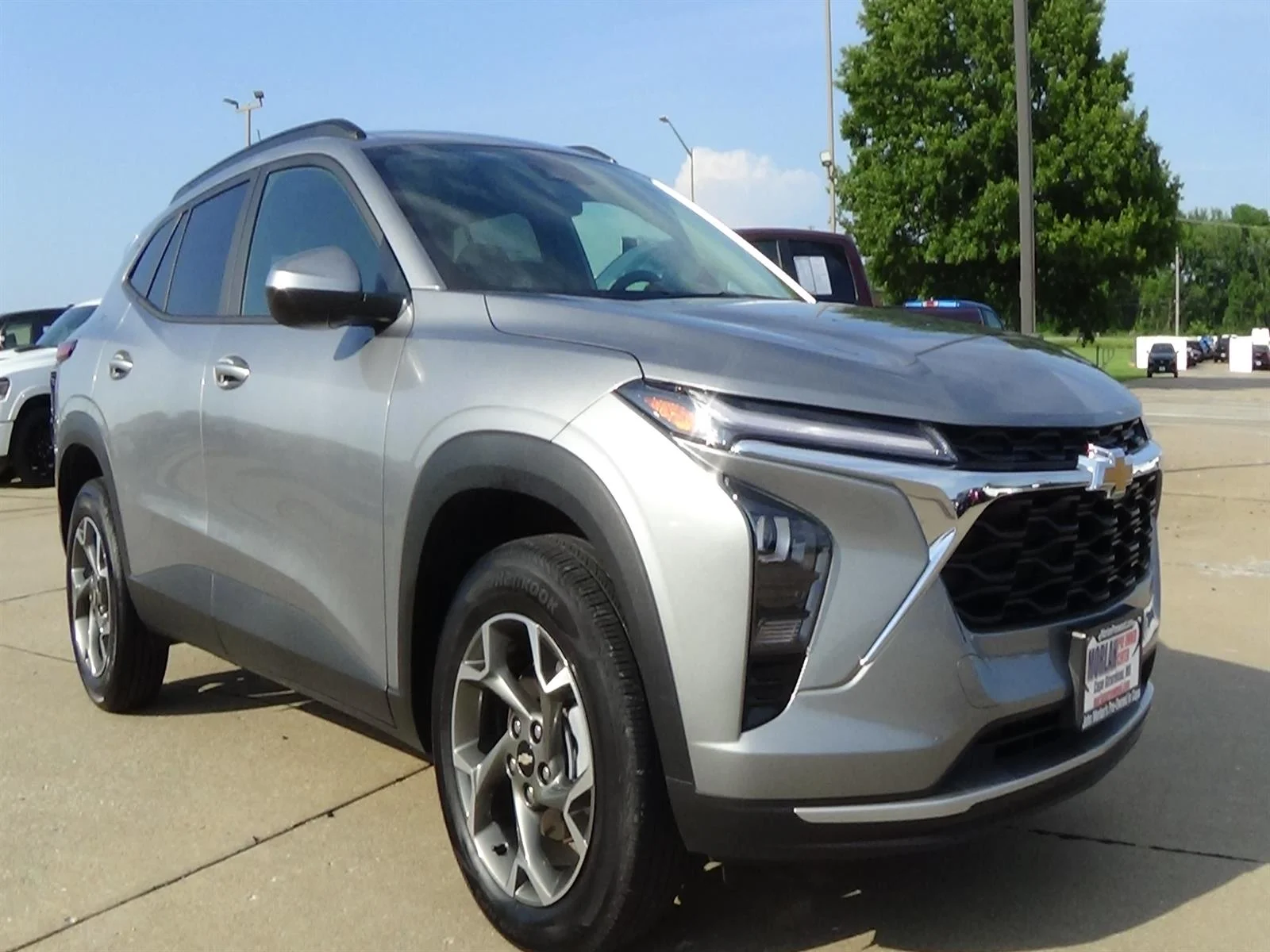 Used 2025 Sterling Gray Metallic (gzb) Chevrolet LT image 4