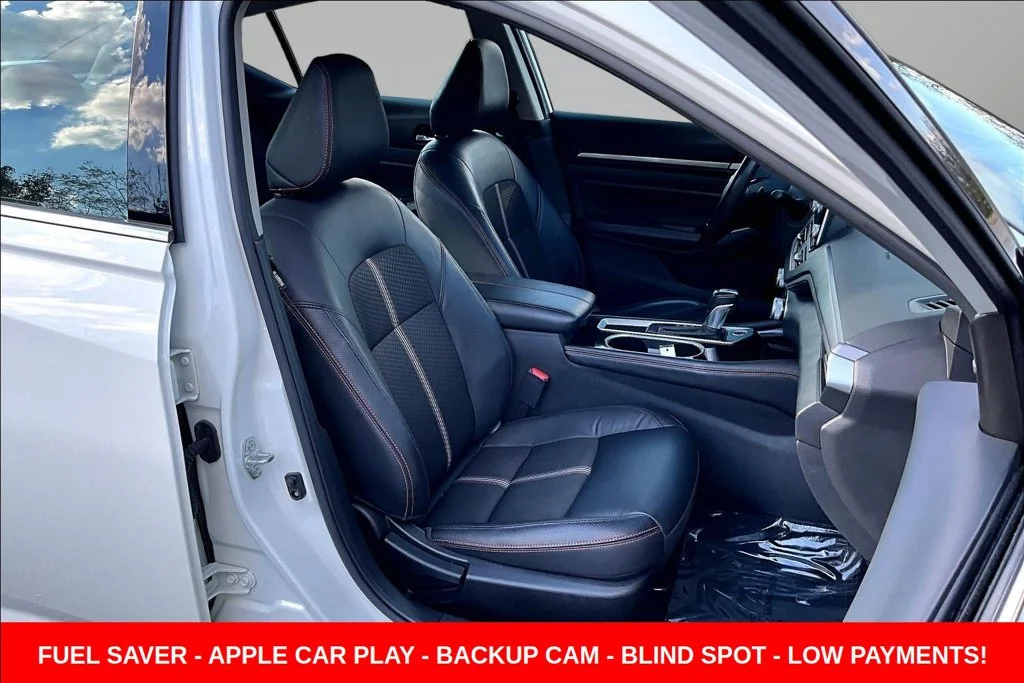 Used 2024 White Nissan 2.5 SR image 34