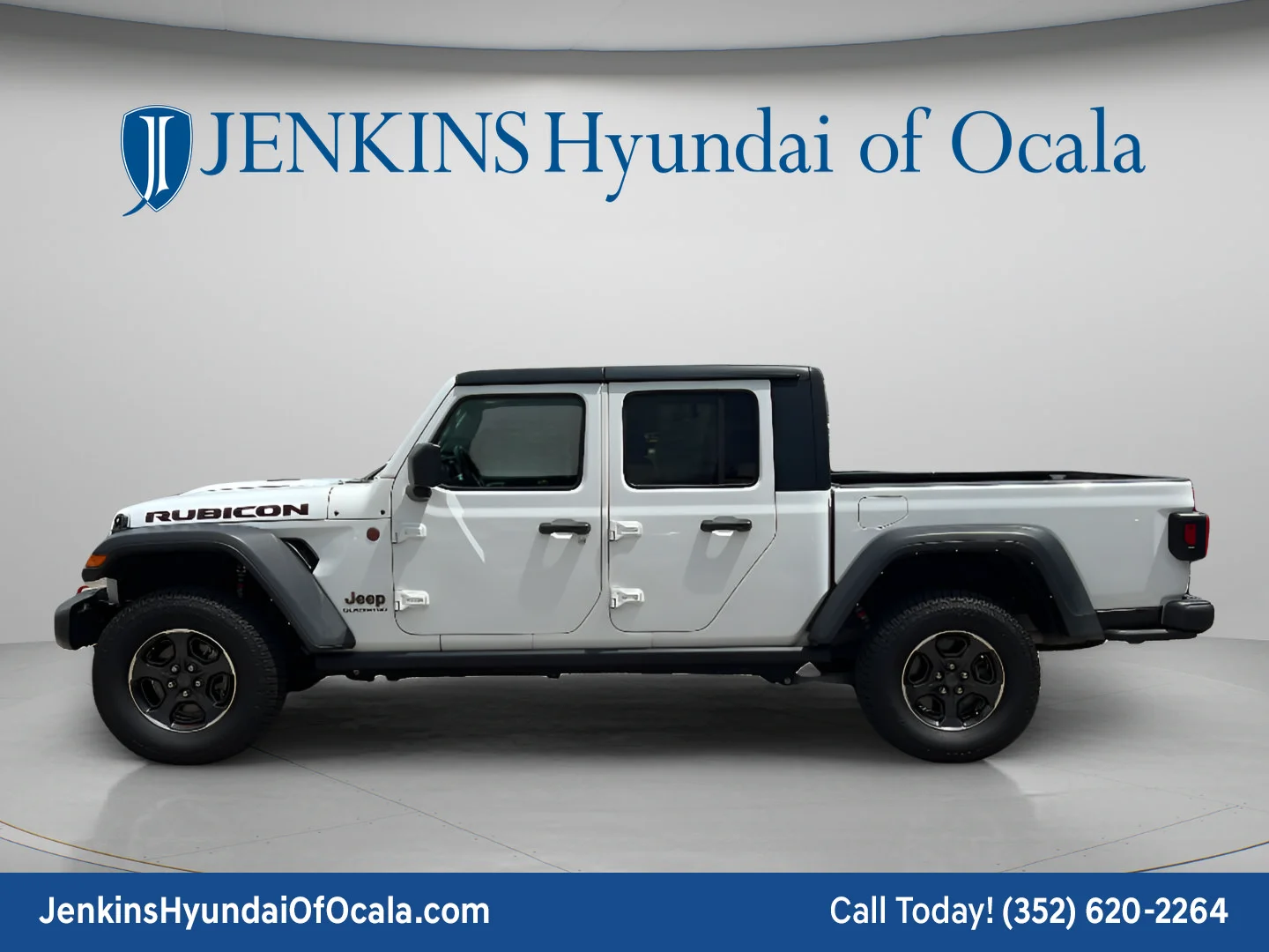 Used 2022 Bright White Clearcoat Jeep Rubicon image 6