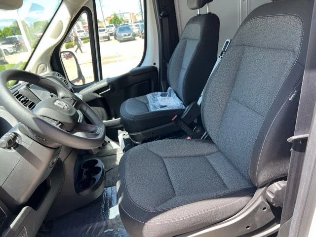 Used 2025 White Ram High Roof image 12