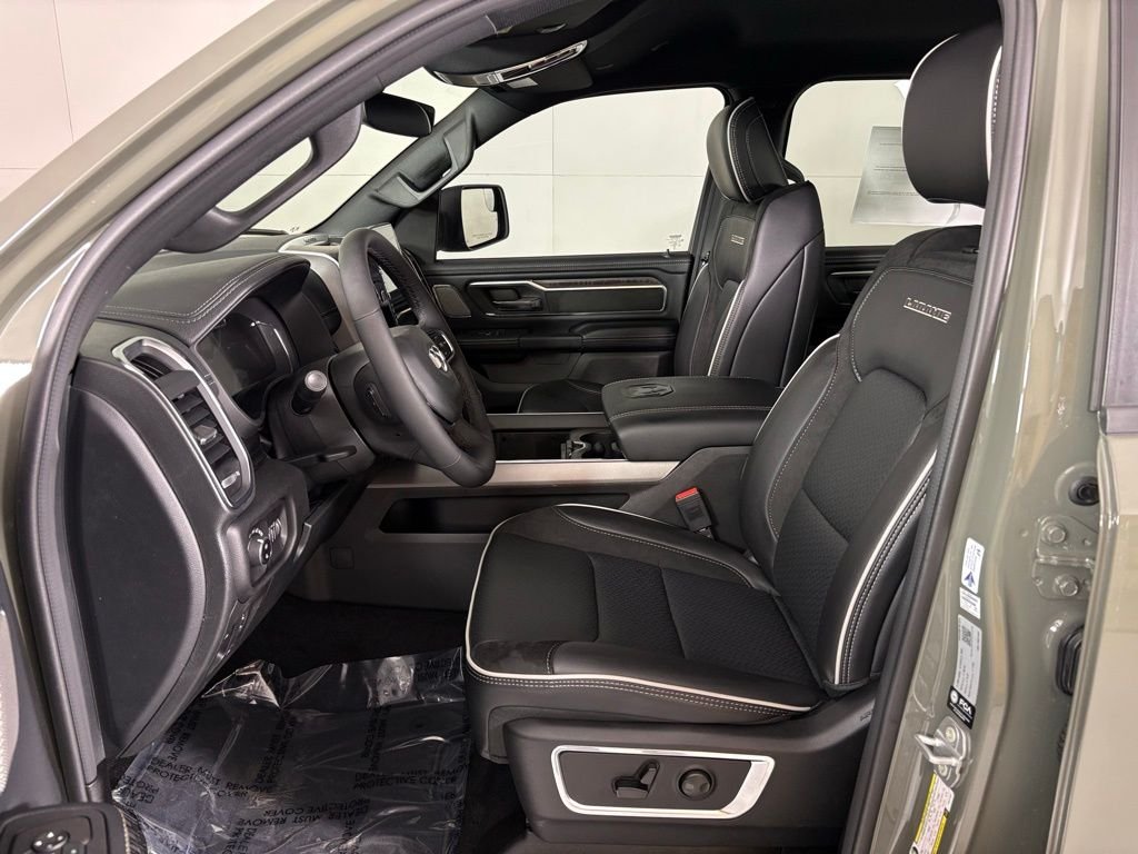 New 2026 Canyon Lake Exterior Paint RAM Laramie image 15