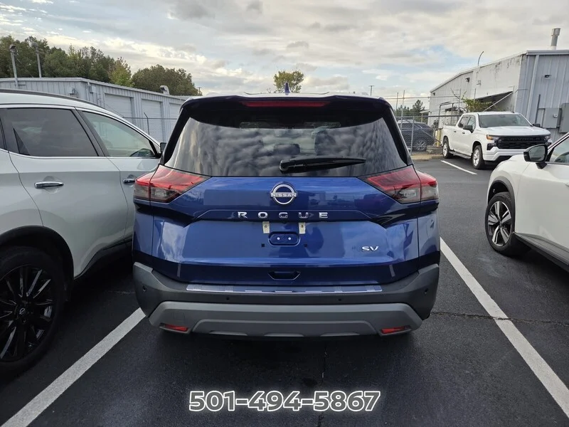 Used 2023 Caspian Blue Metallic NISSAN SV image 5
