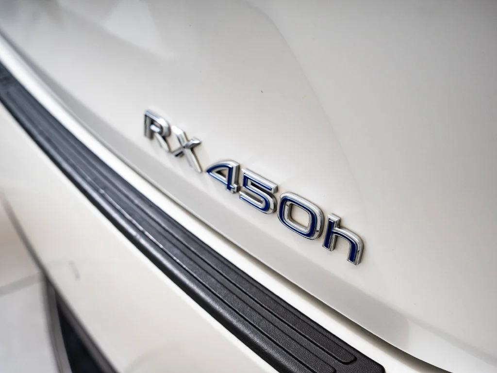 Used 2019 Eminent White Pearl Lexus 450h Premium image 16