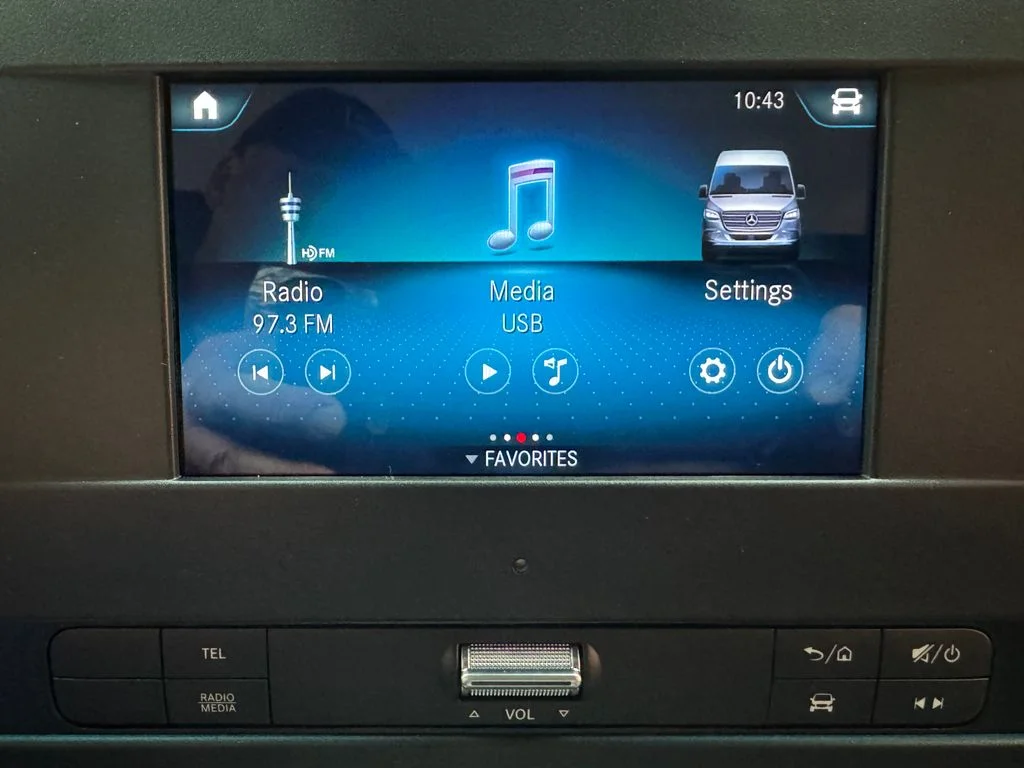 Used 2024 White Mercedes-Benz Standard Roof image 33