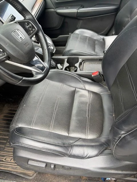 Used 2017 Silver Honda Touring image 1