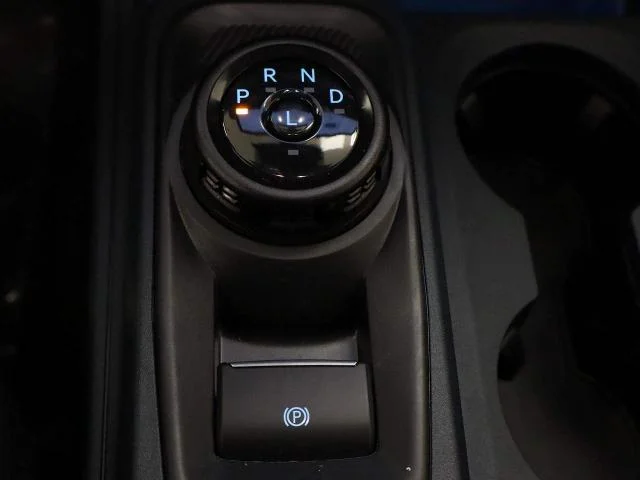 New 2026 Shadow Black Ford XLT image 28