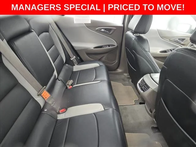 Used 2022 Gray Chevrolet LT image 28
