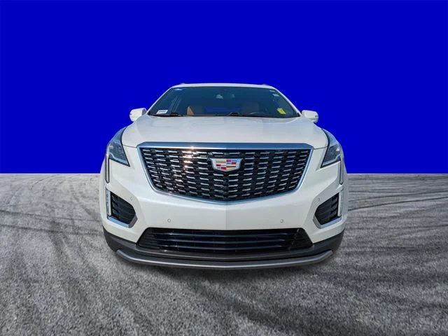 Certified Used 2025 Crystal White Cadillac Premium Luxury image 9