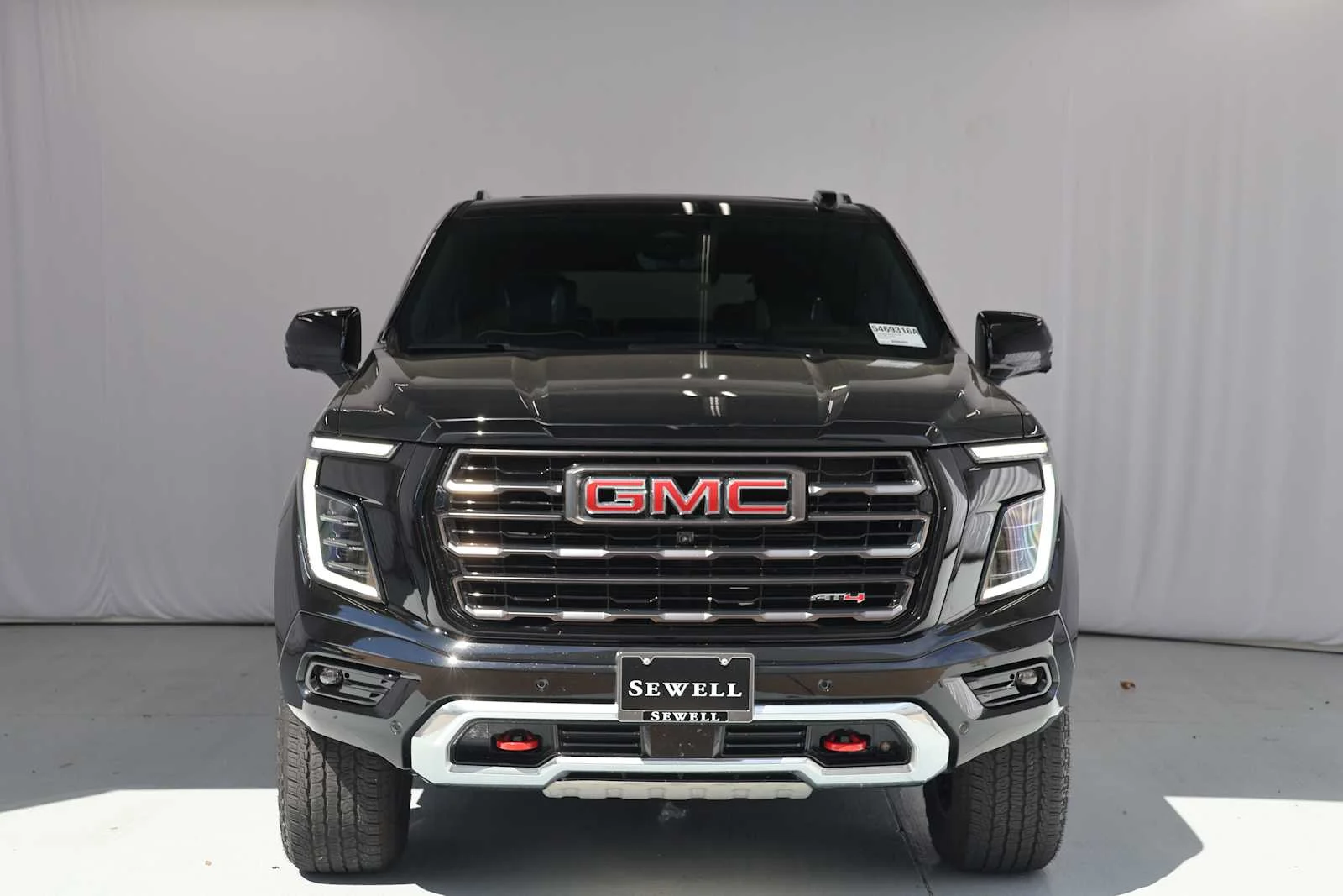Used 2025 Onyx Black GMC AT4 Ultimate image 2