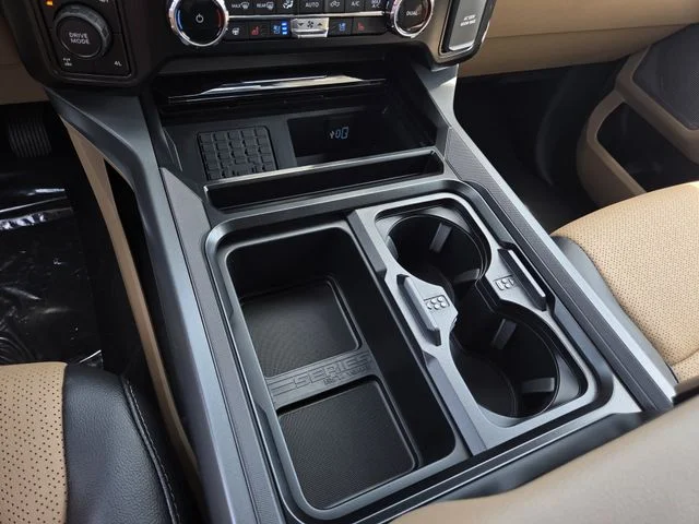New 2026 Glacier Gray Metallic Tri-Coat Ford F-250® Lariat® image 30