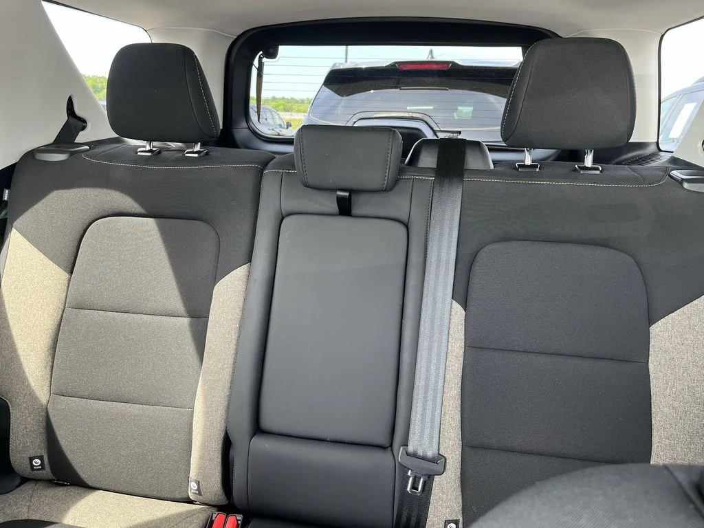 Used 2025 Red Ford Big Bend image 21