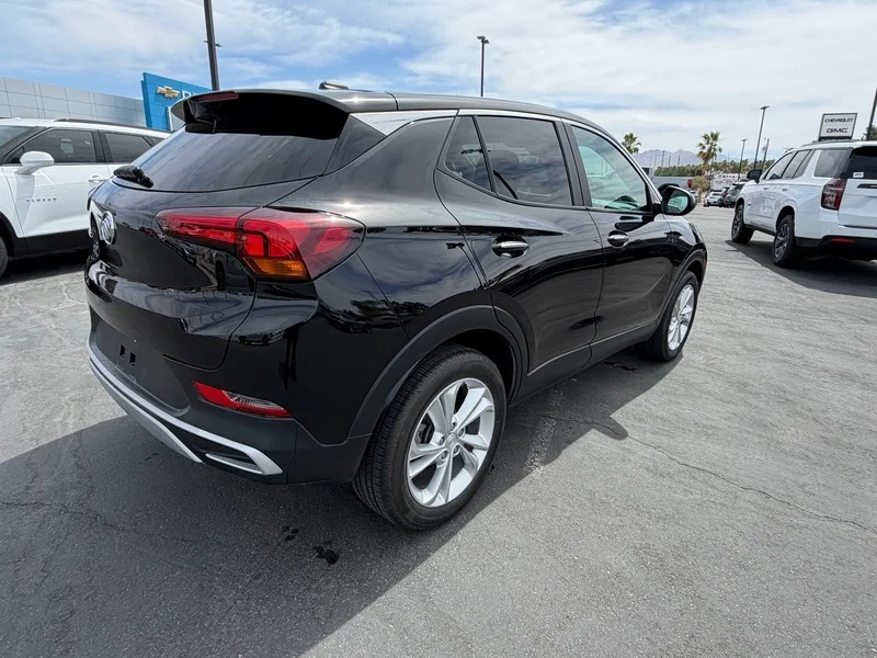 Used 2023 Ebony Twilight Metallic Buick Preferred image 3