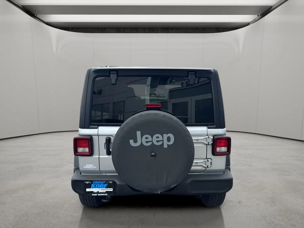 Used 2024 Silver Zynith Clearcoat Jeep Sport S image 4
