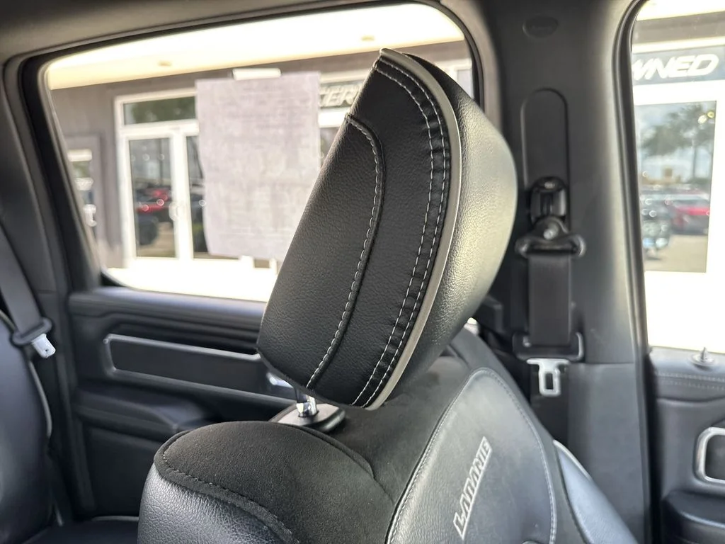 Used 2022 Diamond Black Ram Laramie image 20