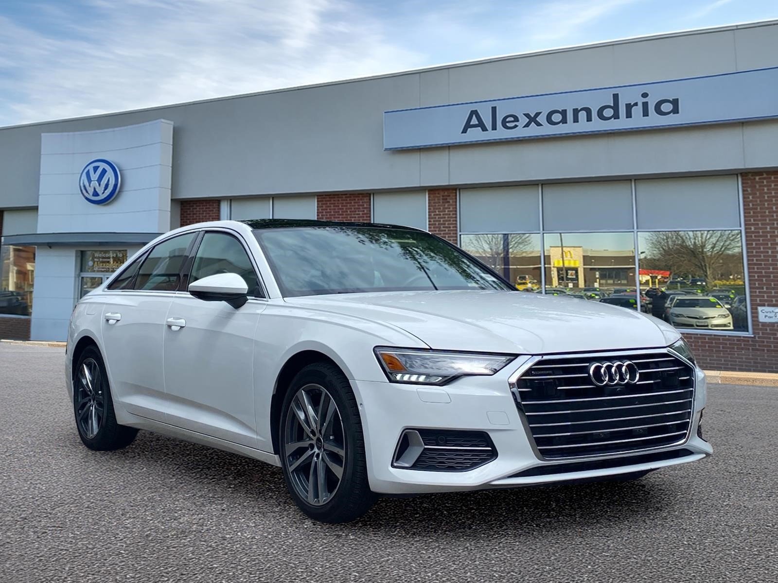 Used 2023 White Audi 45 Premium Plus image 1