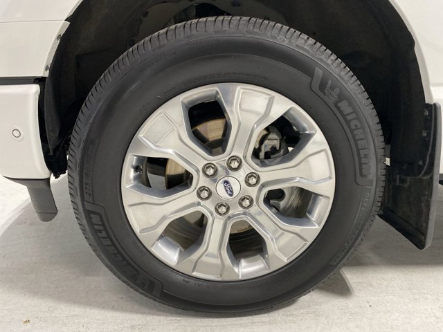 Used 2023 White Ford Platinum image 32