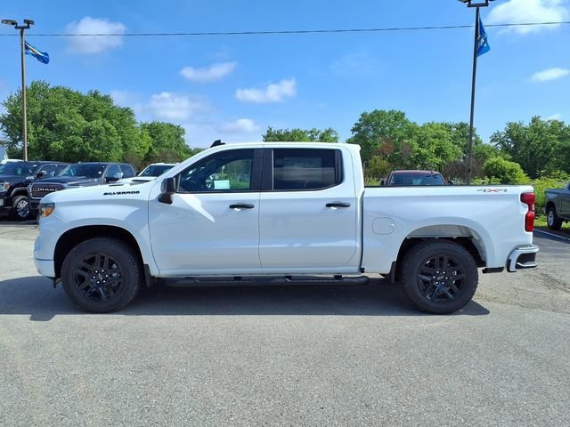 New 2026 Summit White Chevrolet Custom image 3