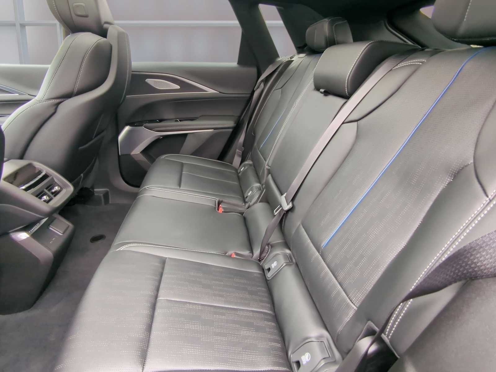 2026 Cadillac LYRIQ V - Photo 25