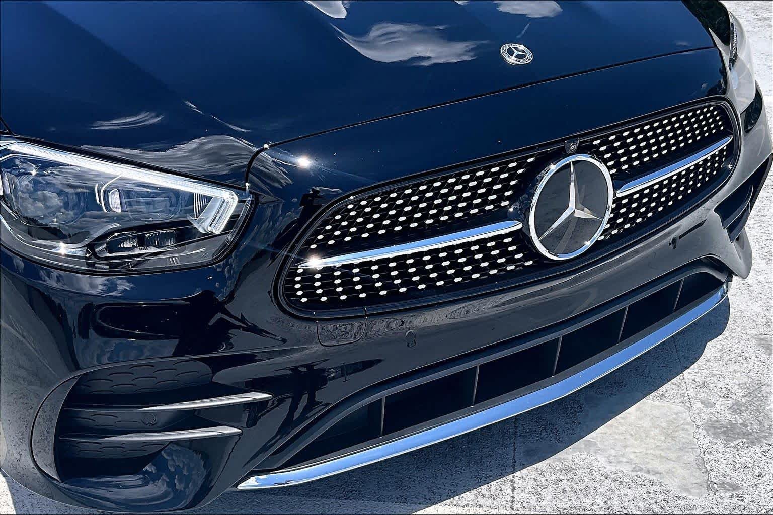 Certified Used 2023 Obsidian Black Metallic Mercedes-Benz E 450 image 27