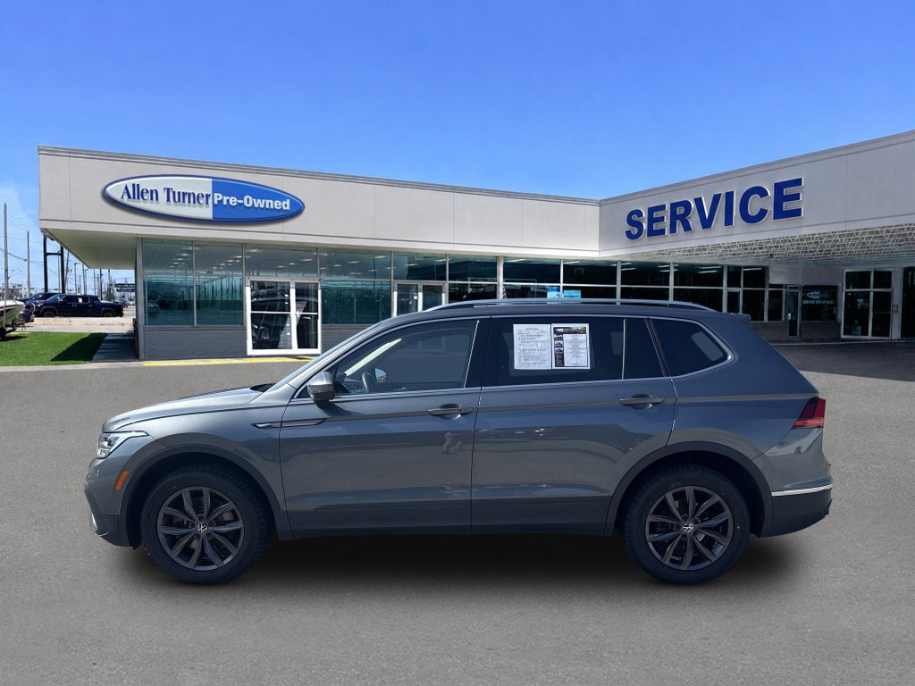 Used 2023 Platinum Gray Metallic Volkswagen 2.0T SE image 5
