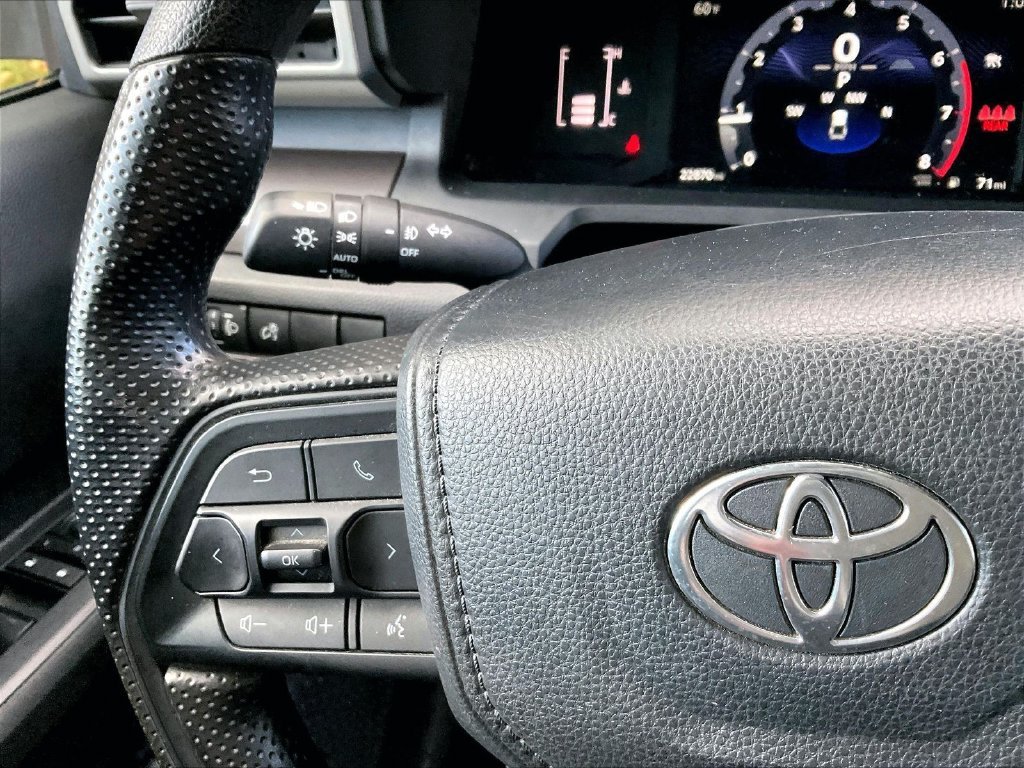 Used 2024 Underground Toyota SR5 image 22