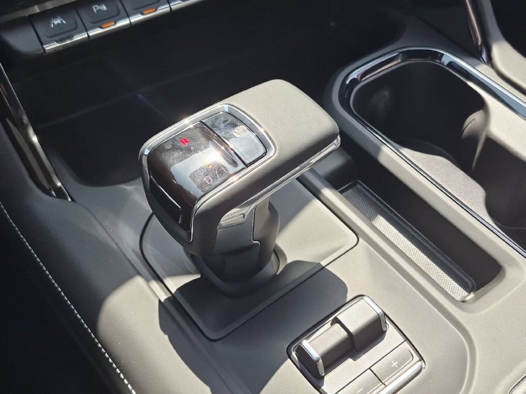 2026 GMC Sierra 1500 AT4X - Photo 15