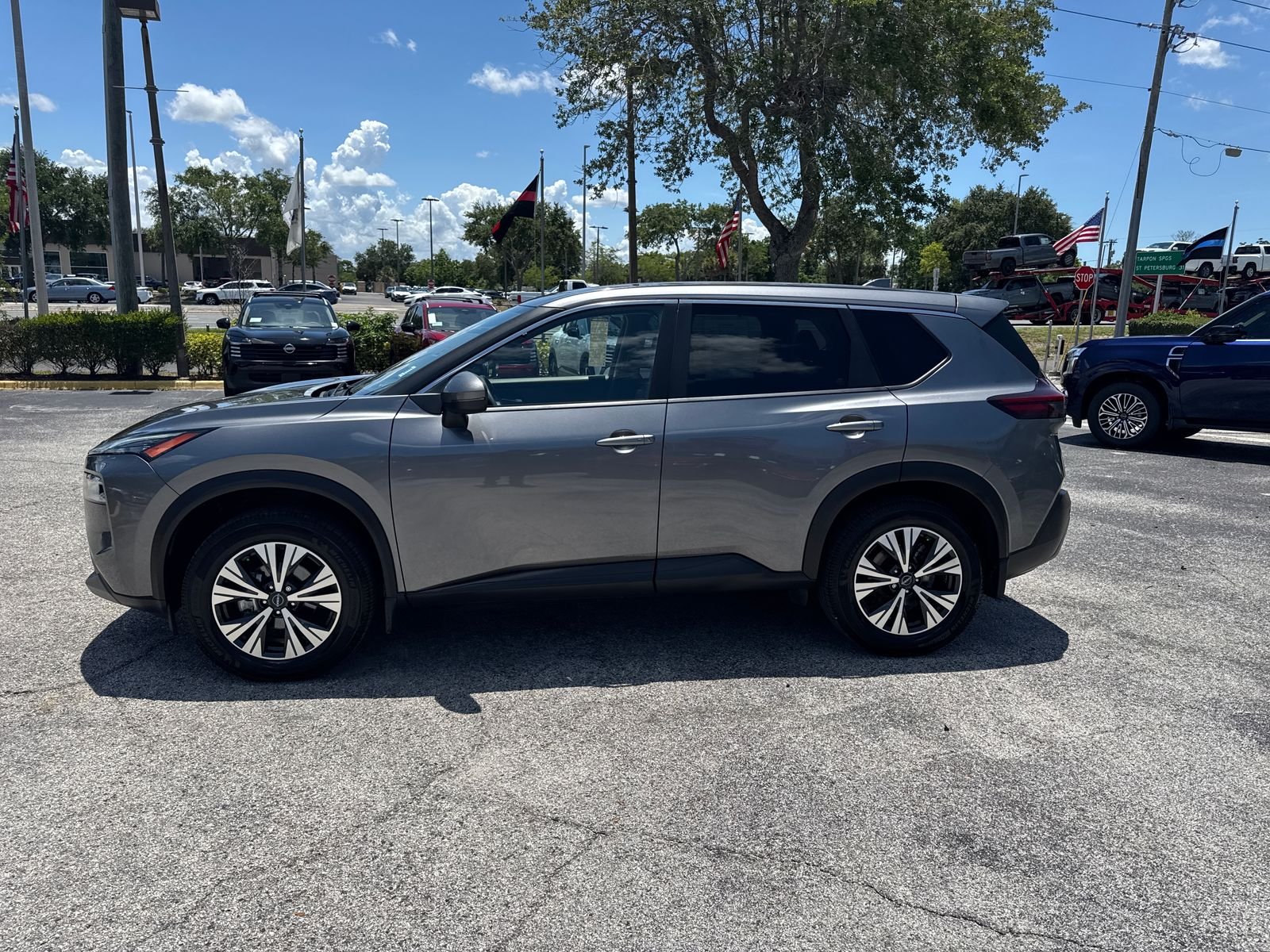 Certified Used 2023 Gray Nissan SV image 9