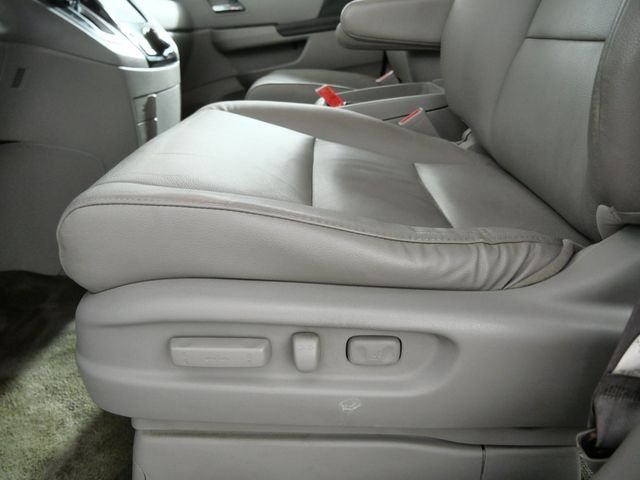 Used 2014 Gray Honda EX-L image 16