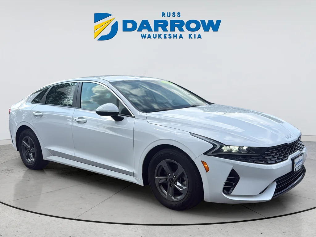 Used 2022 White Kia LXS image 7