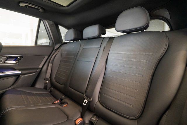 New 2026 MANUFAKTUR exclusive graphite grey magno Mercedes-Benz GLC 300 image 61