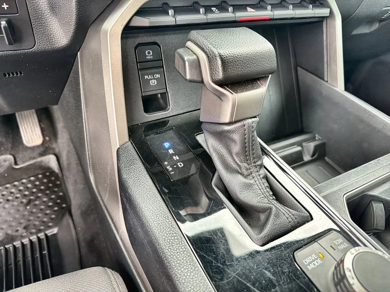 Used 2022 Gray Toyota SR5 image 14
