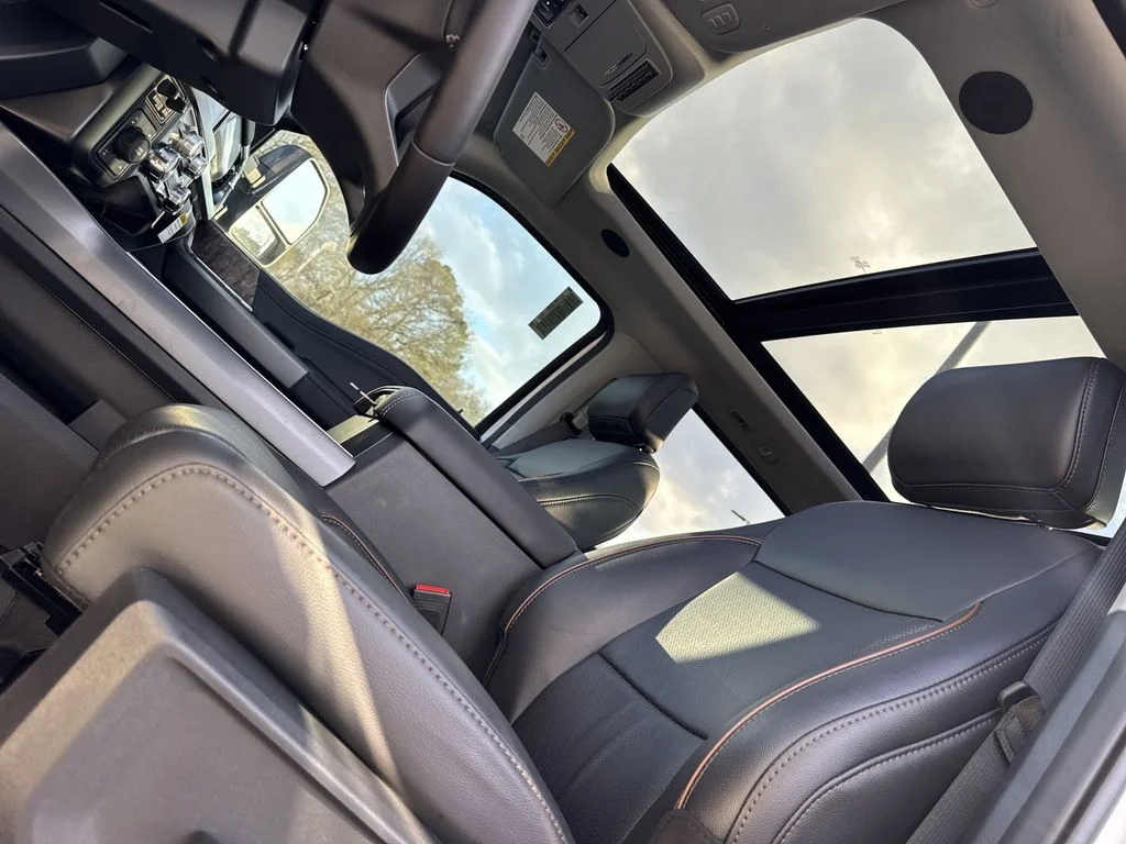 New 2025 White Ford Lariat image 31