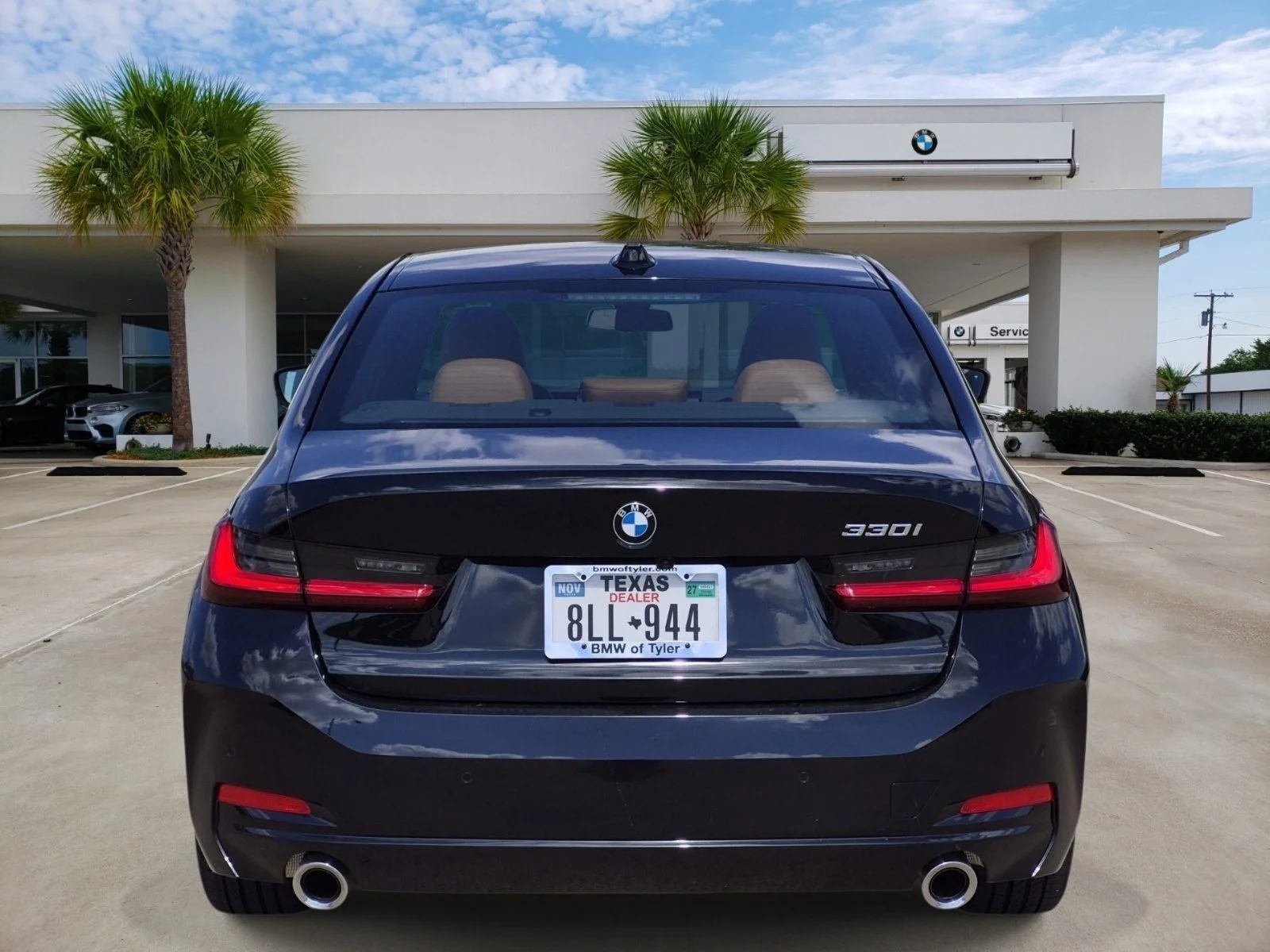 Used 2026 Black Sapphire Metallic BMW 330i image 5