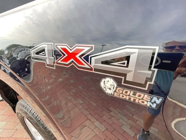 Used 2023 Blue Ford XLT image 33