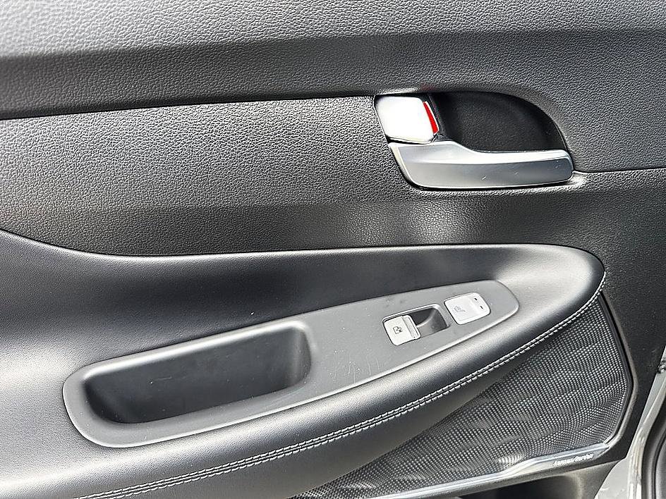 Used 2022 Hampton Gray Hyundai Calligraphy image 10