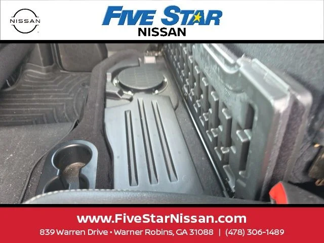 Used 2017 Red Ram Laramie image 16