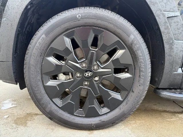 Used 2022 Black Hyundai XRT image 19