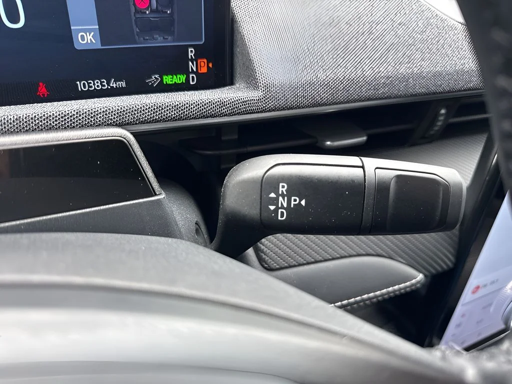 Used 2025 Green Ford Premium image 17