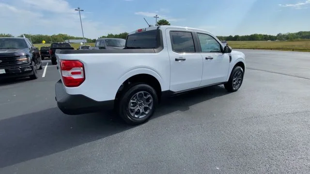 2025 Ford Maverick XLT - Photo 8