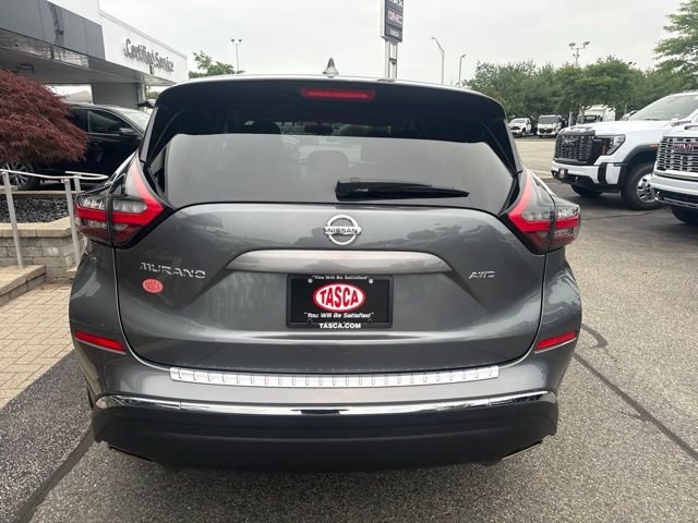 Used 2019 Gray Nissan S image 6